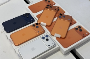 Apple iPhone 17 Pro Max, iPhone 17 Pro, iPhone 17, iPhone Air, iPhone 16 Pro Max, iPhone 16 Pro, iPhone 16, iPhone 16 Plus, Samsung Galaxy S26 Ultra