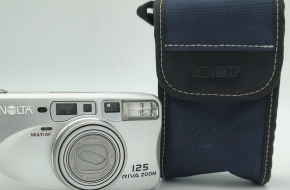 MINOLTA 125 Riva Zoom AF USATA